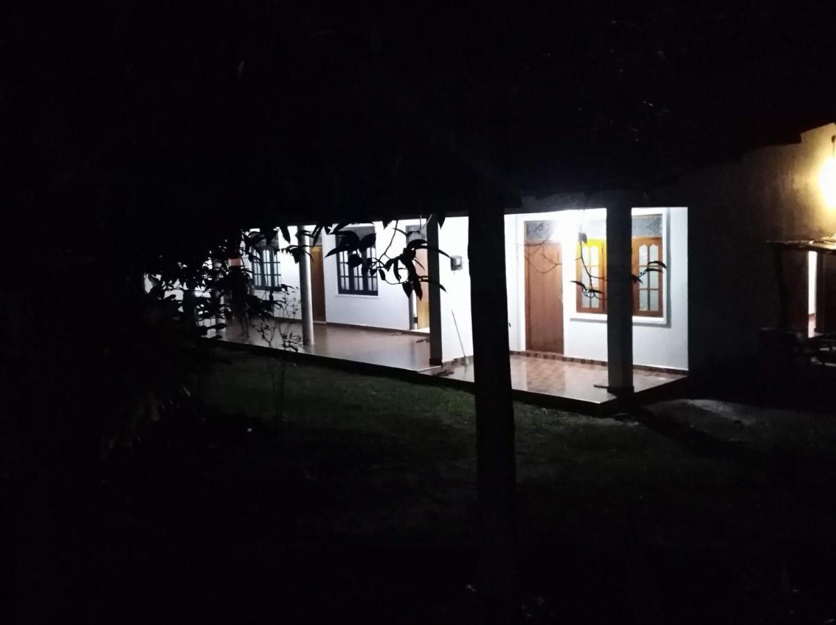 Deer Garden Guest Hotel Polonnaruwa Ngoại thất bức ảnh
