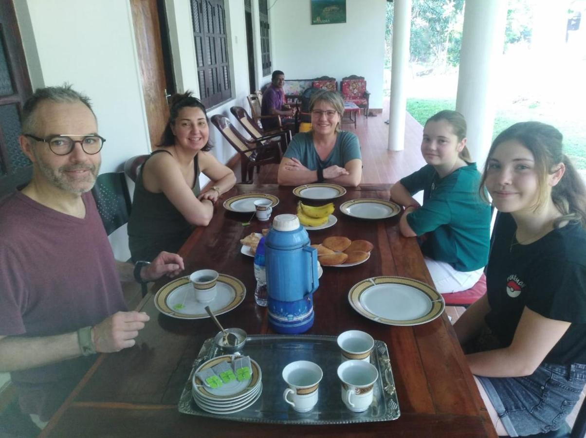 Deer Garden Guest Hotel Polonnaruwa Ngoại thất bức ảnh